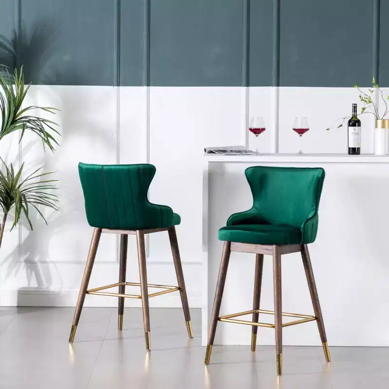 Tabourets de bar à dossier ailé recouverts de tissu, vert
