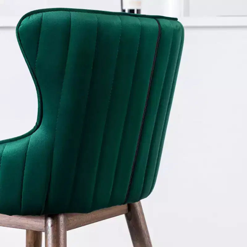 Tabourets de bar à dossier ailé recouverts de tissu, vert