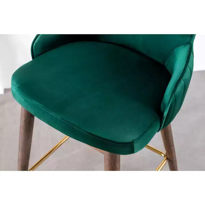 Tabourets de bar à dossier ailé recouverts de tissu, vert