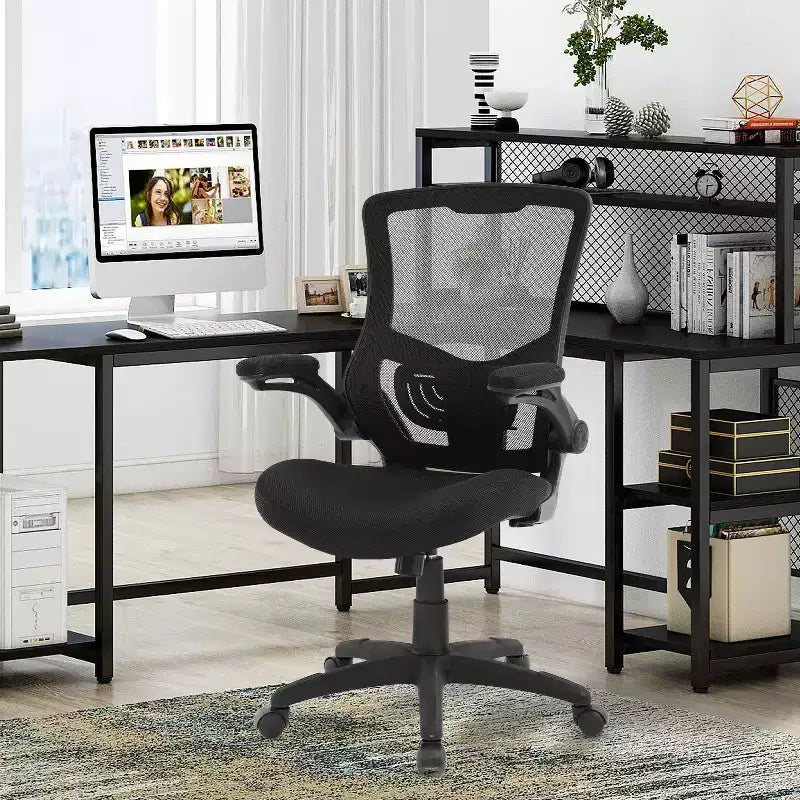 Chaise de bureau Chaise de maison Chaise d'ordinateur avec soutien lombaire Accoudoirs réglables Accoudoirs relevables et base pivotante