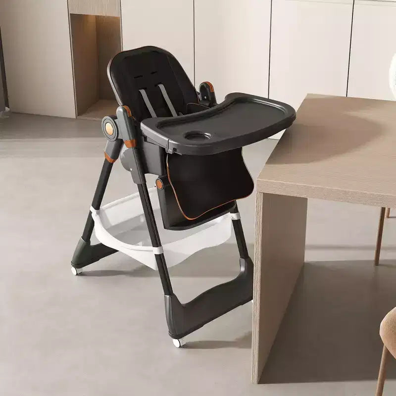 Chaise de salle à manger multifonctionnelle moderne en polyéthylène pour enfants avec ceinture de sécurité et roues verrouillables