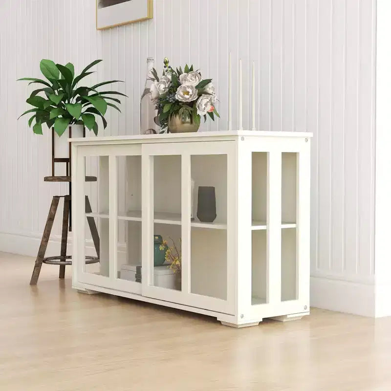 Meuble de rangement de cuisine blanc de 106,7 cm avec portes vitrées, comprenant deux portes coulissantes en verre, deux grilles d'aération latérales et une étagère réglable.