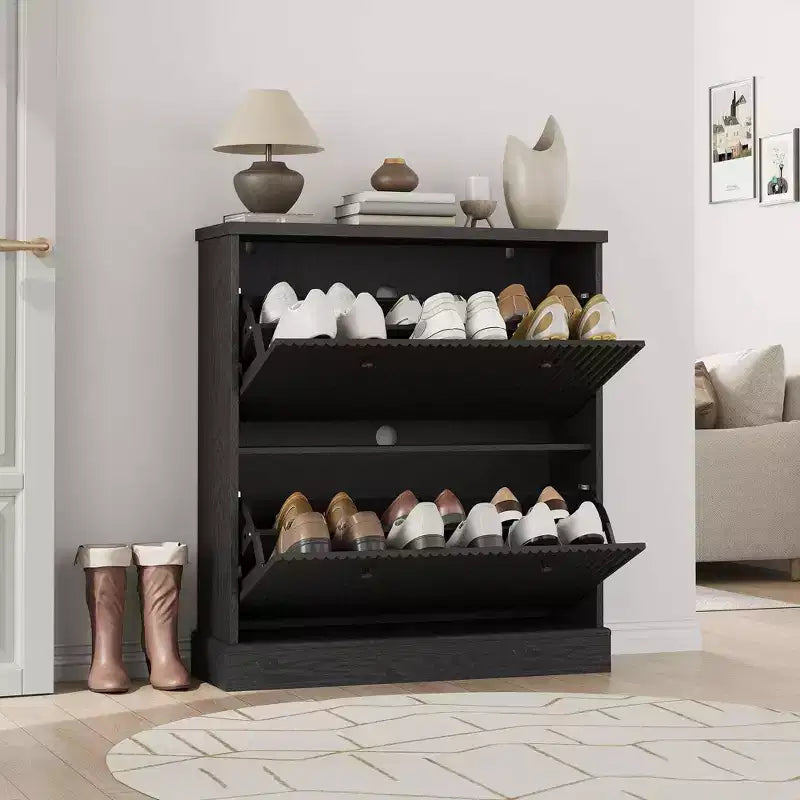 Meuble à chaussures avec 2 tiroirs basculants, meuble à chaussures en bois cannelé dissimulé avec étagère réglable, meuble de rangement à chaussures autoportant pour entrée ou couloir