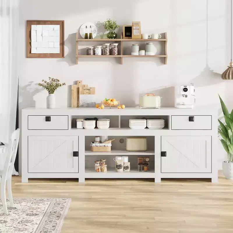 Meuble TV de ferme pour téléviseurs jusqu'à 80 pouces, meuble de divertissement allongé avec quatre tiroirs et trois étagères ouvertes pour salons et chambres à coucher
