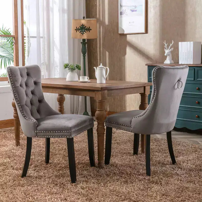 Chaises de salle à manger en velours avec pieds en bois, chaises de salle à manger avec garniture cloutée, chaises de salle à manger sans accoudoirs pour salon