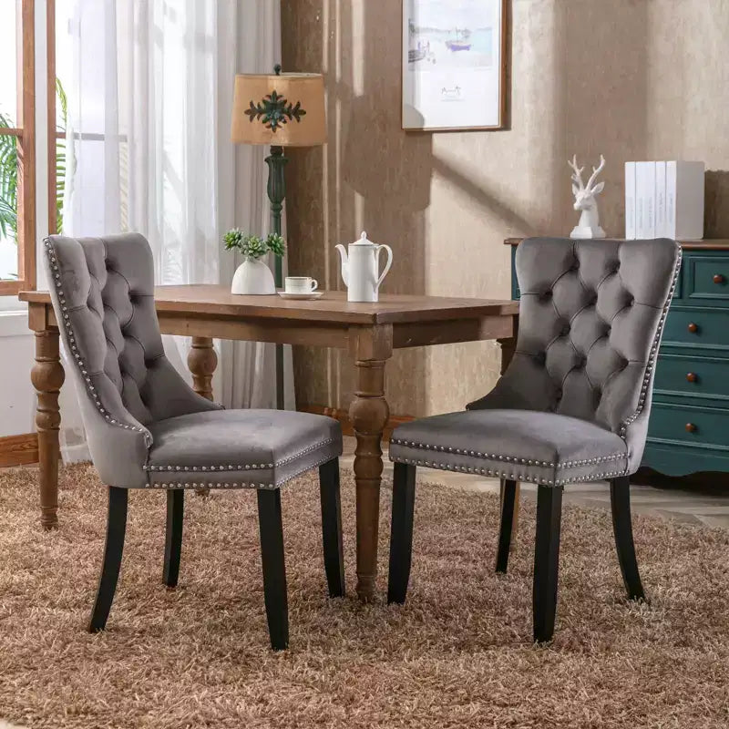 Chaises de salle à manger en velours avec pieds en bois, chaises de salle à manger avec garniture cloutée, chaises de salle à manger sans accoudoirs pour salon
